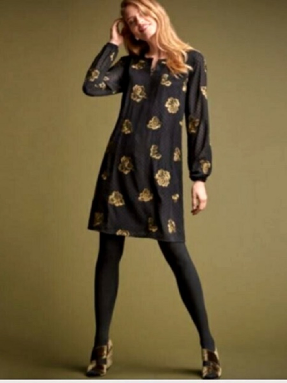 Cabi Black Gold Floral Embroidered Shift Dress Size Small Sheer Sleeve